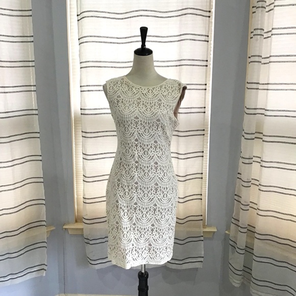 Jessica Howard Dresses & Skirts - Jessica Howard Women Size 8 Ivory Lace Overlay Lined Sleeveless A-Line Dress